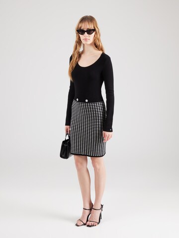 Robes en maille 'Gabriella' GUESS en noir