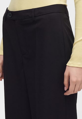 Vero Moda Tall - regular Pantalón plisado 'VMTEXAS' en negro