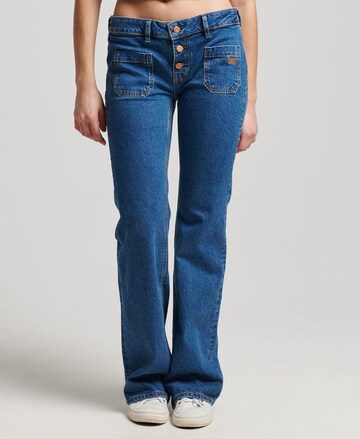 Superdry Flared Jeans in Blauw: voorkant