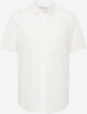 Coupe regular Chemise 'Noah' ABOUT YOU en blanc : devant