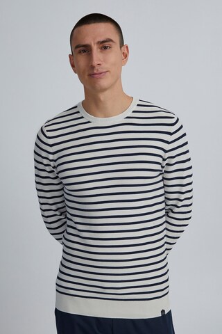 Casual Friday Pullover in Weiß: Vorderseite