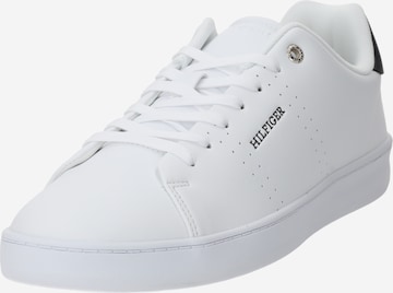 TOMMY HILFIGER Låg sneaker 'COURT' i vit: framsida