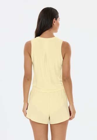Athlecia Sports top 'Pacy V2' in Yellow