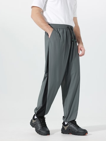 Youthup Tapered Workout Pants in Grey