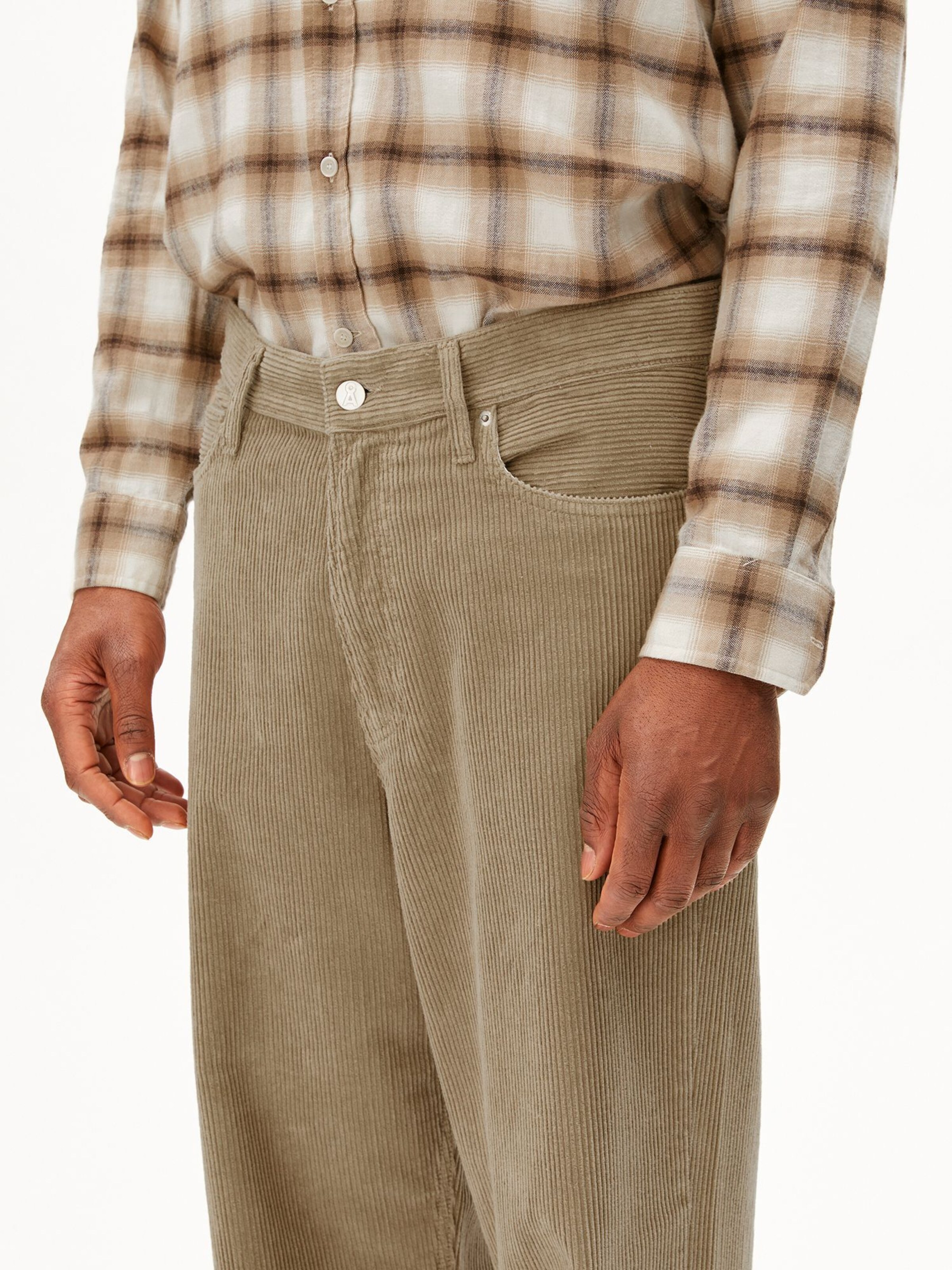 ARMEDANGELS Loose fit Trousers in Green