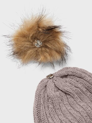 NAME IT - Gorra en gris