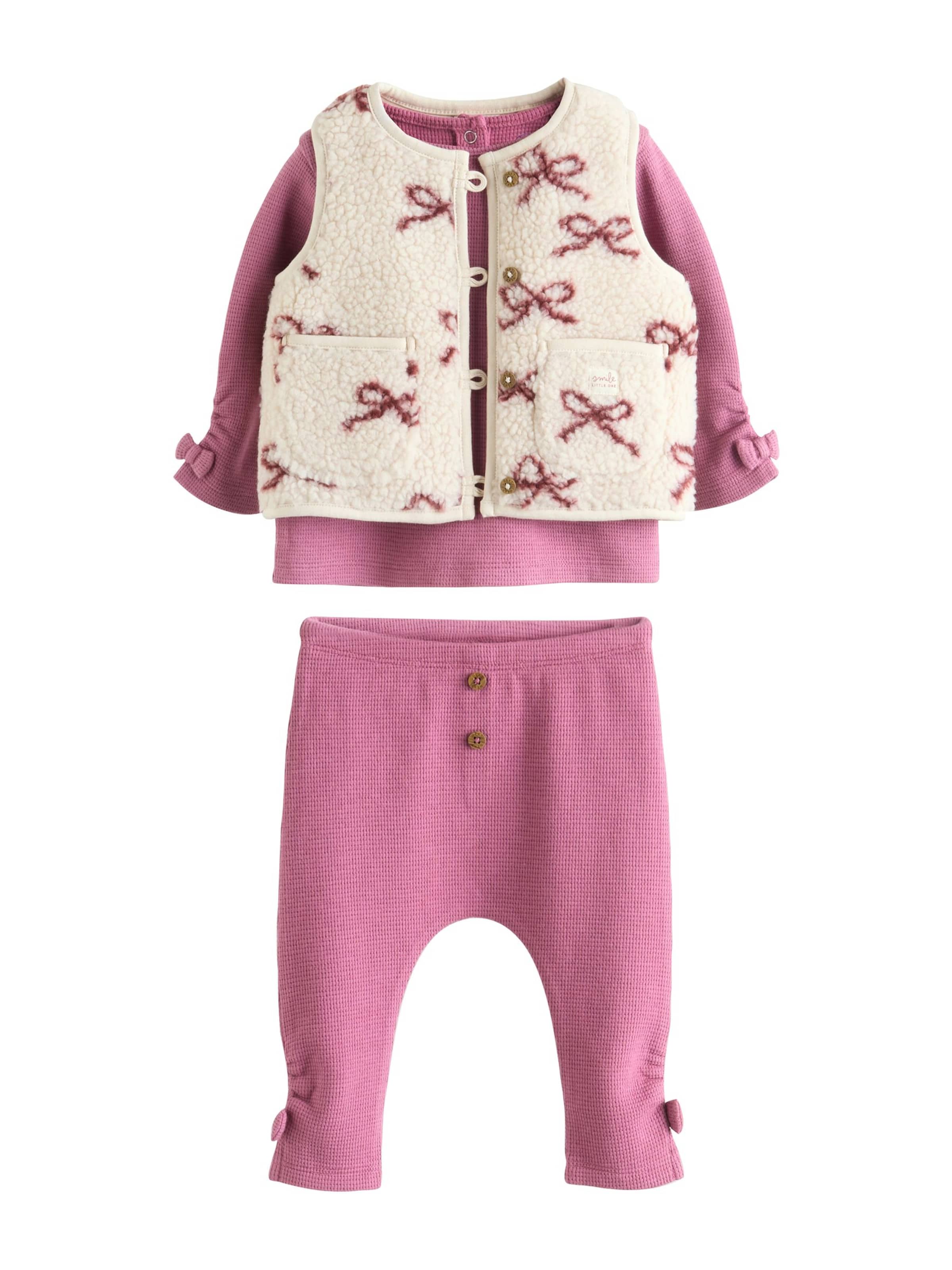 Set di Next in rosso: frontale