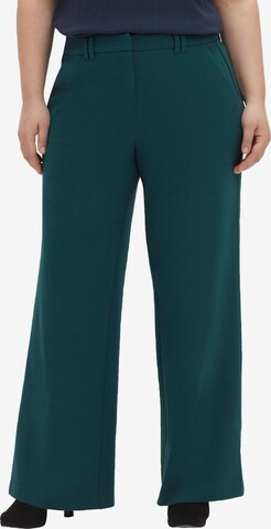 SHEEGO Wide leg Pants in Green: front