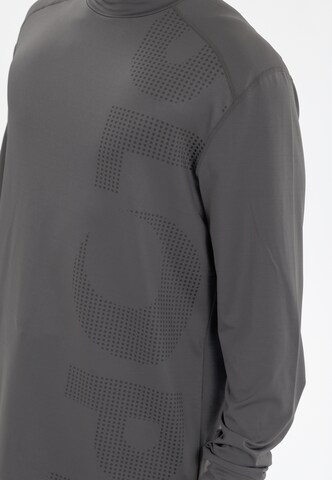 SLOPE Functioneel shirt 'Riggs' in Grijs