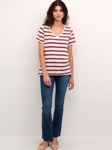 Cream T-Shirt 'Larsa' in Rot