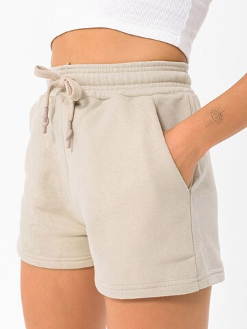 Dandalo Regular Trousers in Beige