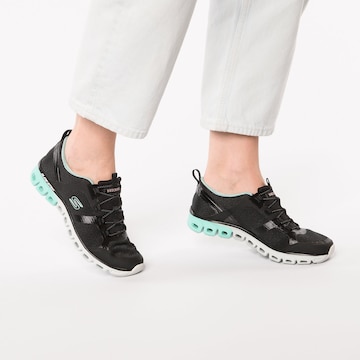 Baskets basses 'Dashing days' SKECHERS en noir