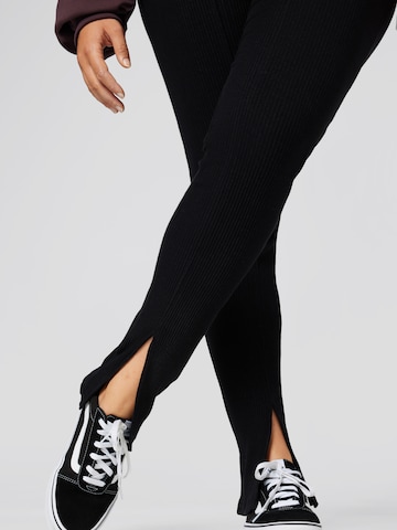 A LOT LESS Skinny Leggings 'Indira' in Black