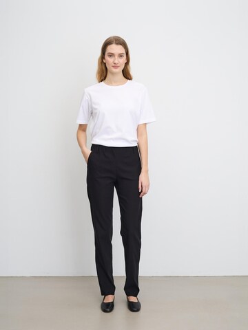 LAURIE Regular Trousers 'Taylor' in Black