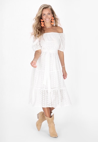 IZIA Φόρεμα 'Boho' σε λευκό: μπροστά