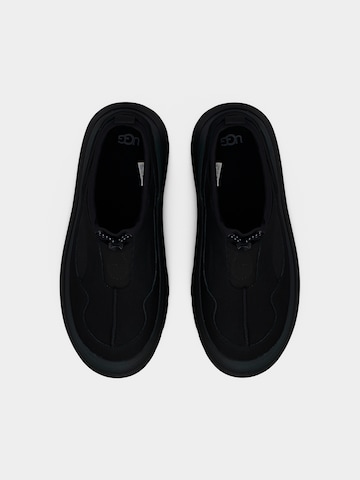 UGG Slip-ons 'Heritage Utility' in Black