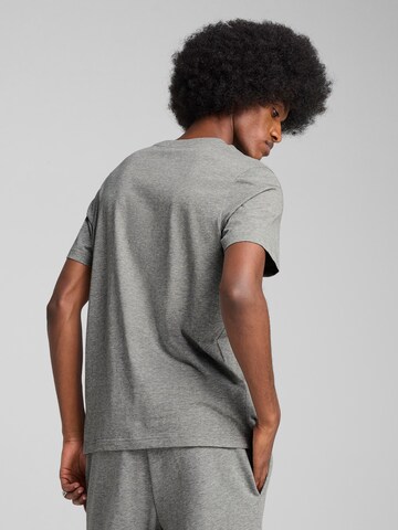PUMA Функциональная футболка 'ESS No. 1' в Серый
