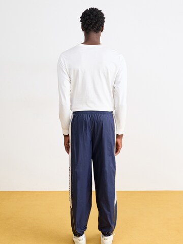 Nike Sportswear Конический (Tapered) Штаны 'CLUB' в Синий