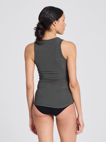 Top 'Alberte' di Gai+Lisva in grigio