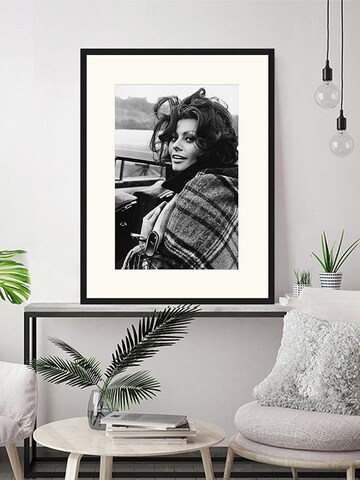 Liv Corday Image 'Sophia Loren' in Black