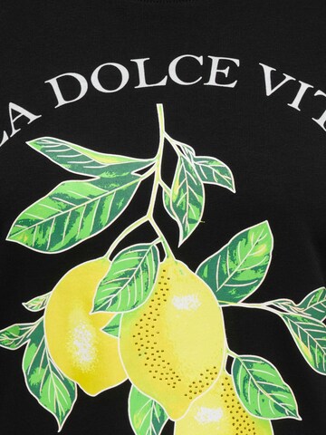 Sweat-shirt 'CARLacey' ONLY Carmakoma en noir