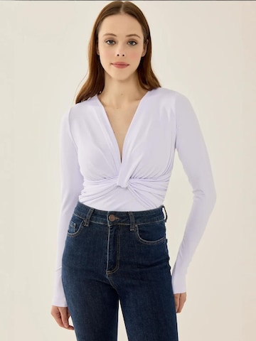 Body Hiccup en blanc : devant