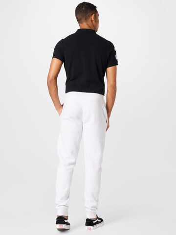 Superdry Tapered Hose in Weiß