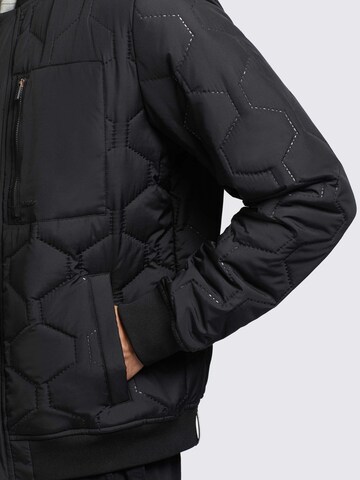 khujo Between-Season Jacket 'Carlson' in Black