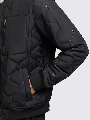 khujo Prehodna jakna 'Carlson' | črna barva