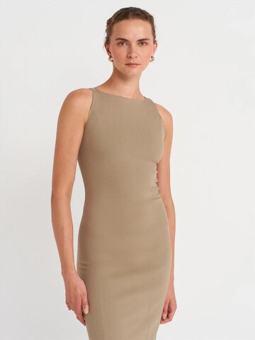 Abito 'Midi' di Dilvin in beige