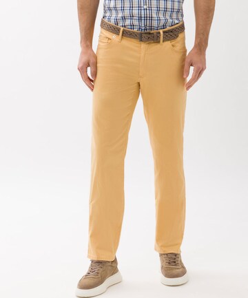 Regular Pantalon 'Cadiz' BRAX en jaune : devant