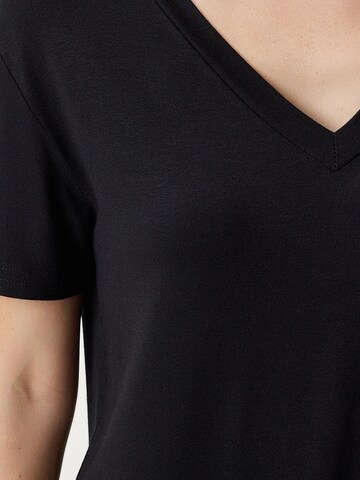 Maglietta 'T-Shirts' di Happiness İstanbul in nero