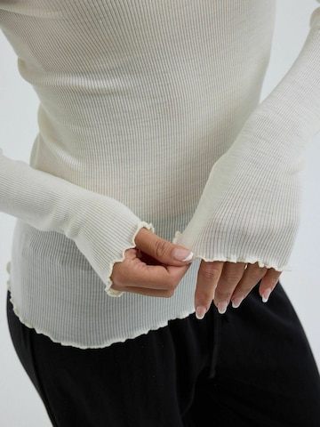 Seamless Basic Top ' Wooly ' – bílá