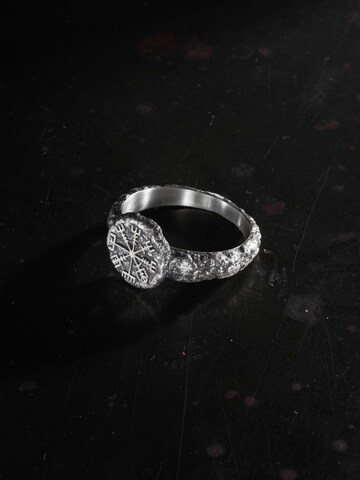 Bague 'VEGVISIR ON STONE' REYTEL en argent