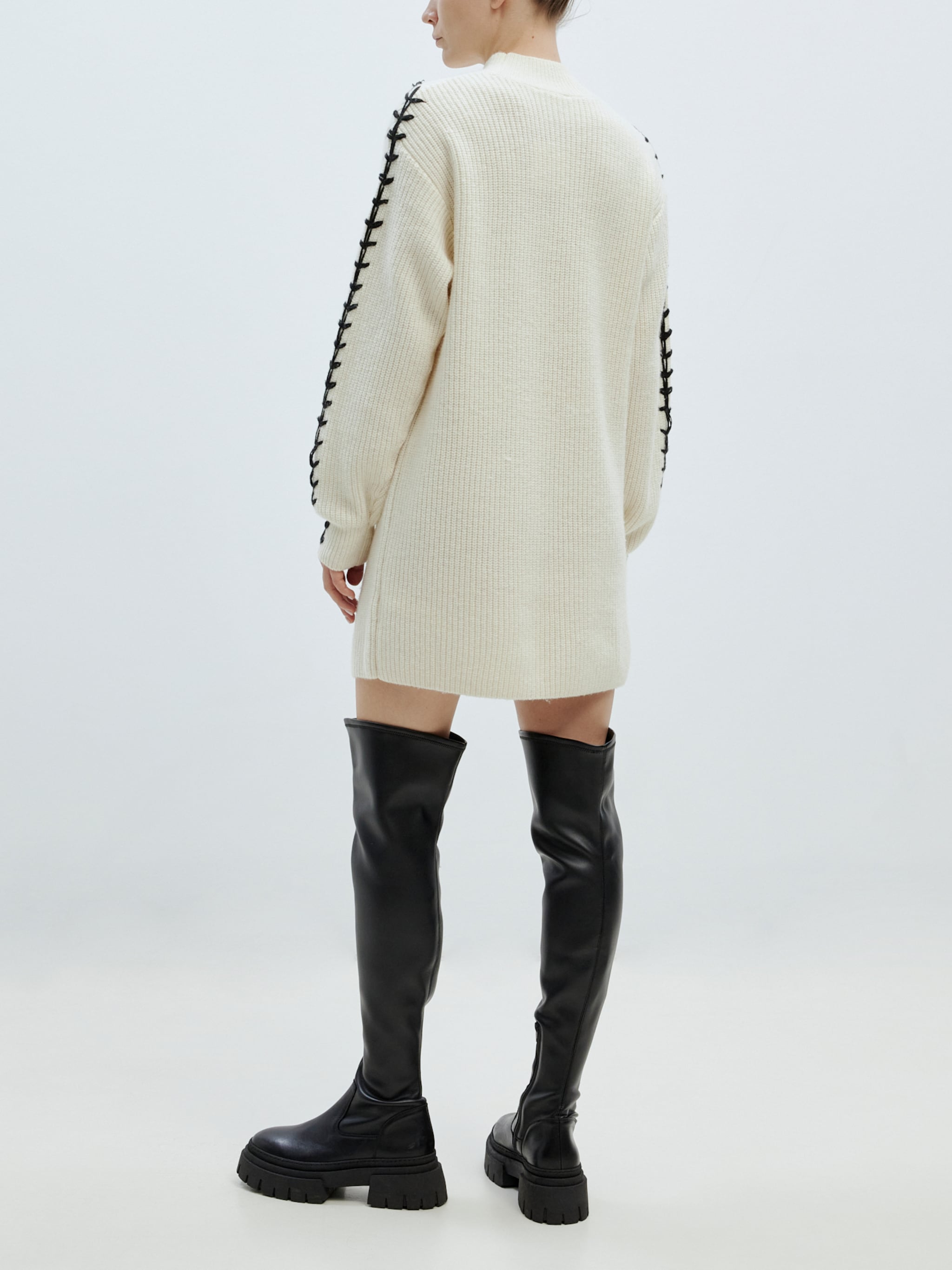 EDITED Produits Robes en maille 'Eske' beige