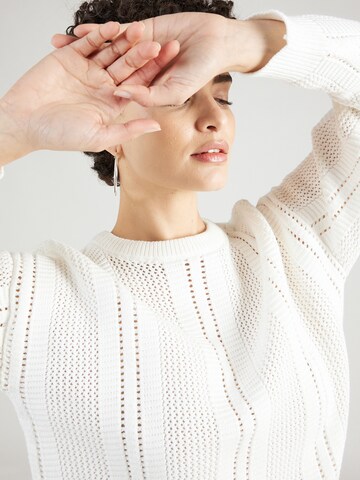 Marks & Spencer Sweater in White