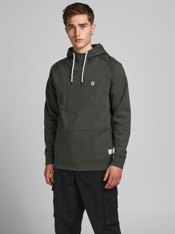 JACK & JONES Sweatshirt in Grün: predná strana