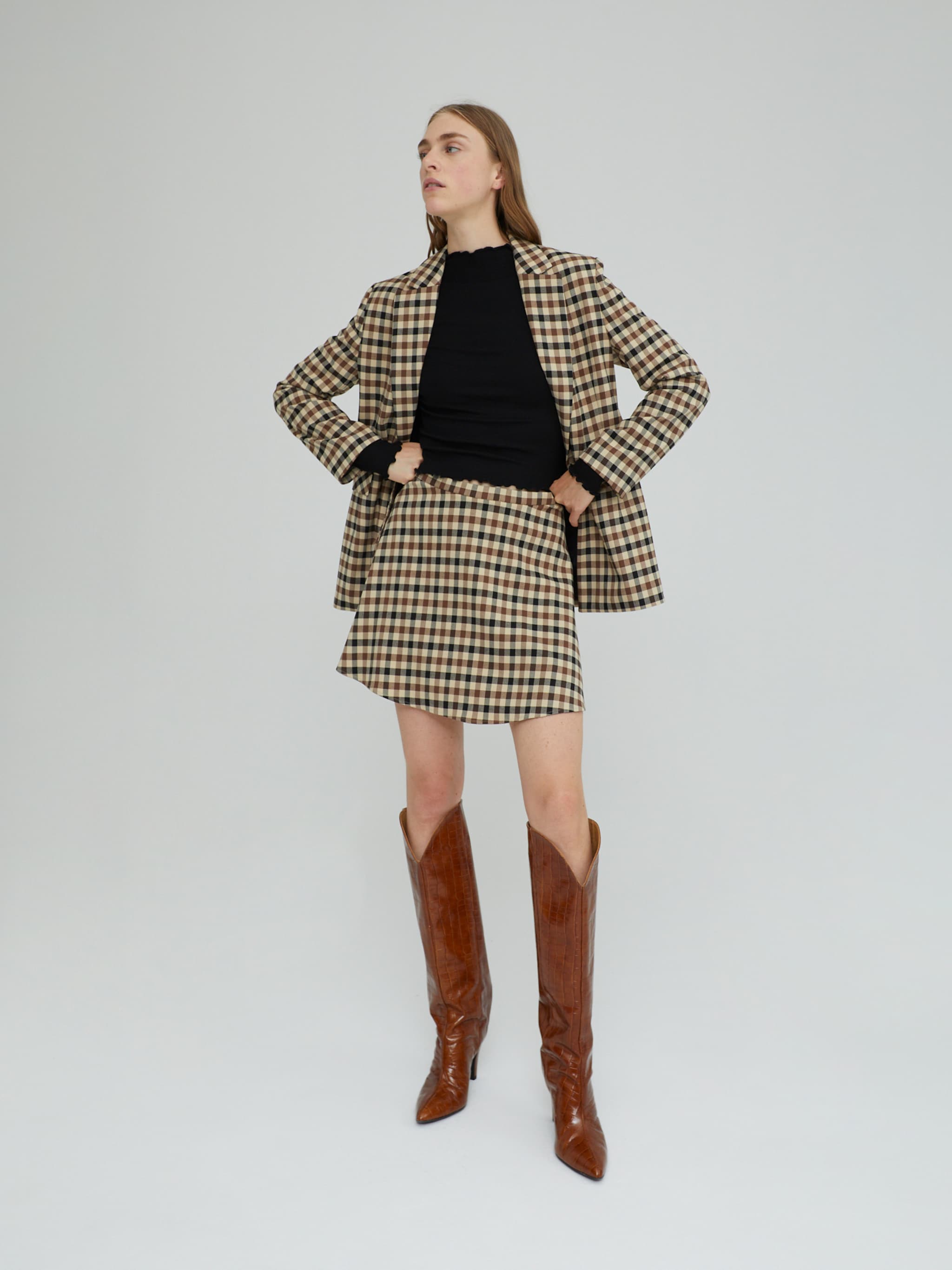 EDITED Producten Shirt 'Daniela' Zwart