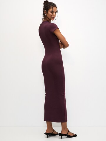 Robe Pull&Bear en rouge