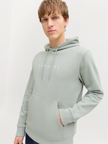 JJ Rebel Collegepaita 'JREBROCKY' värissä vihreä