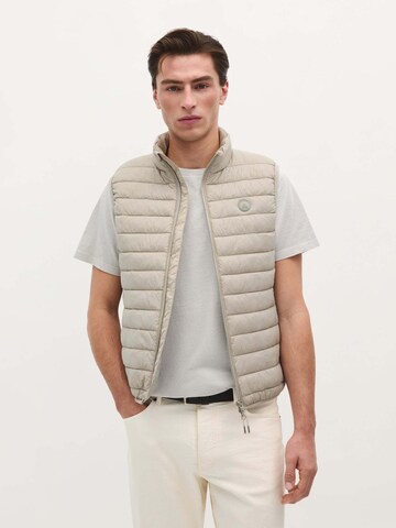 Scalpers Vest 'New Gstaad' in Grey: front