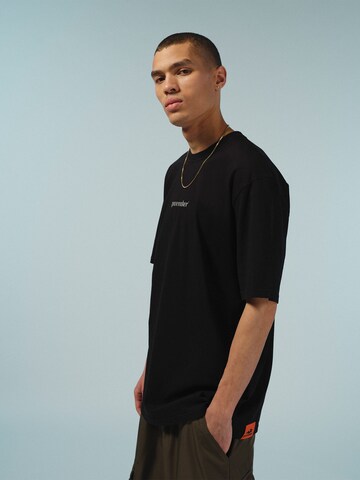 Pacemaker Shirt 'Emre' in Black: front