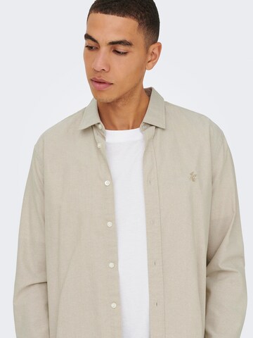 Only & Sons - Ajuste regular Camisa 'ONSALVARO' en beige