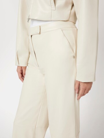 GUESS Wide Leg Hose in Beige