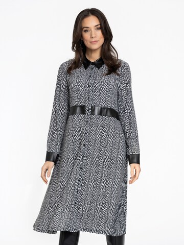 YOEK Kleid in Schwarz: Vorderseite