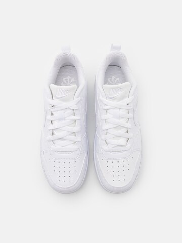 NIKE Sportcipő 'Court Borough' - fehér