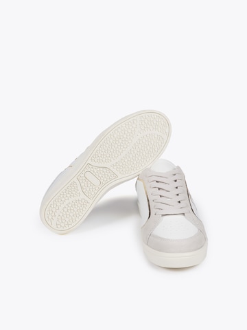 Lola Casademunt Platform trainers in White