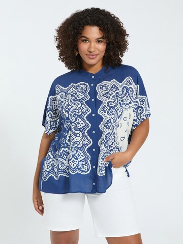 Fiorella Rubino Blouse in Blue: front