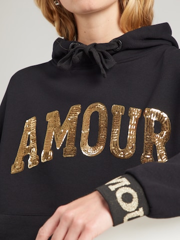 Sweat-shirt 'Amour' miss goodlife en noir