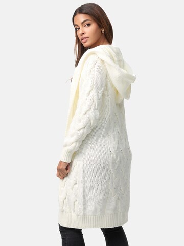 Elara Strickjacke in Weiß